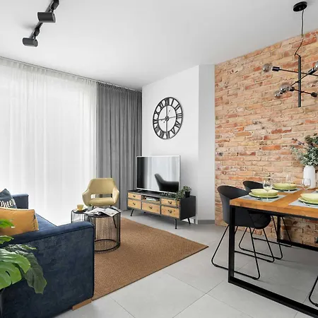 Apartament Elegancki Z Parkingiem By Renters