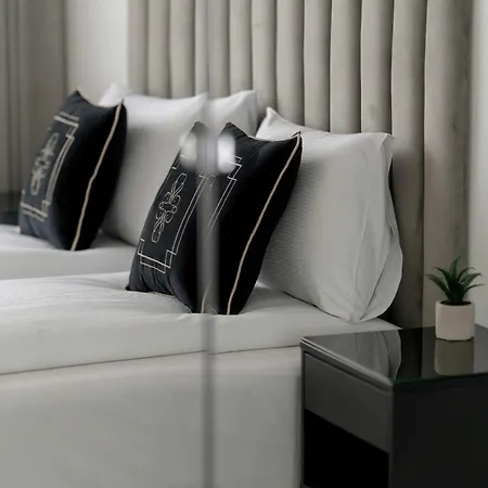 Elegancki Z Parkingiem By Renters Apartmán *