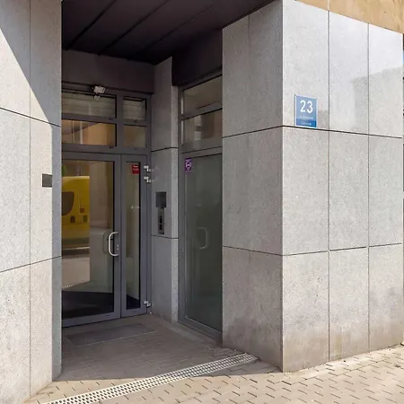 Elegancki Z Parkingiem By Renters Apartament *